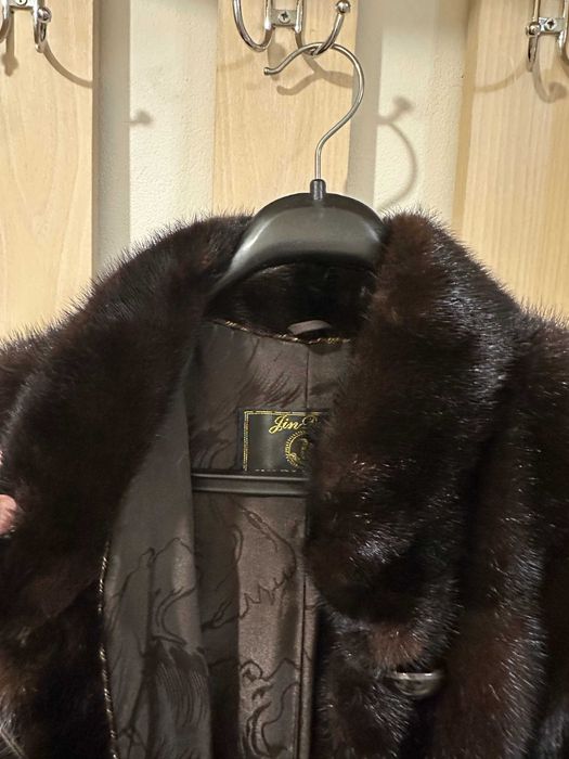 Продам норковую шубу