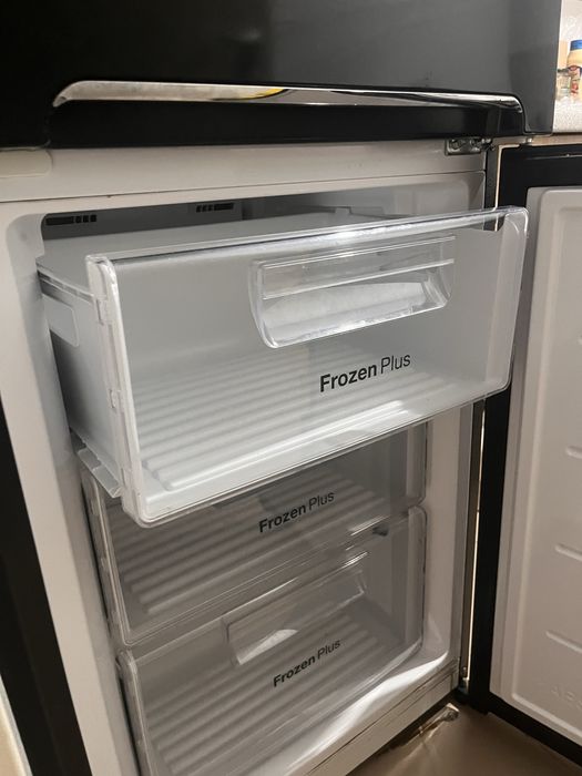 Raft congelator frigider Daewoo smart cooling