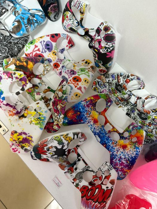 Чехлы для джойстиков PS4 и PS5