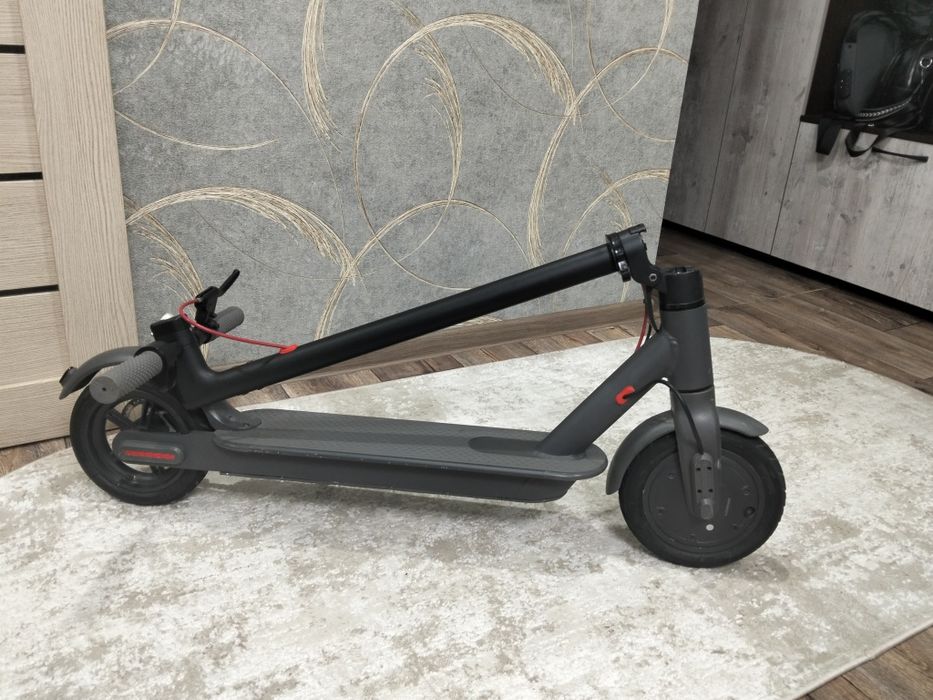 Продам электросамокат