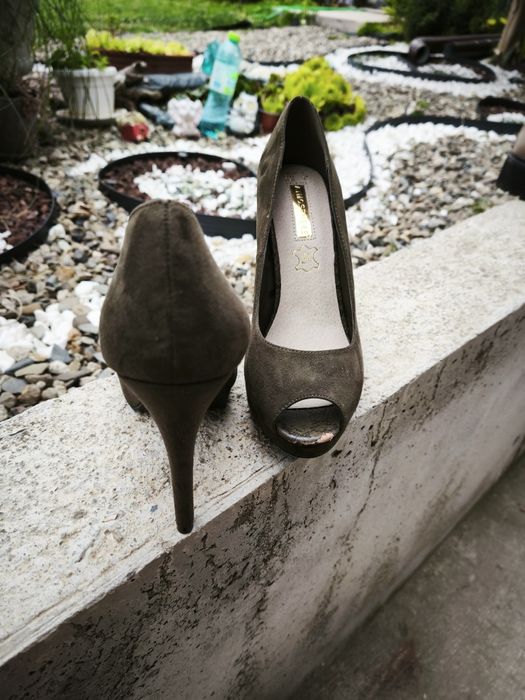 Дамски обувки различни размери