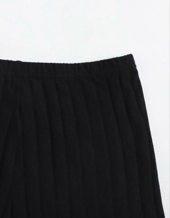 Спортно бюстие и панталонки с джоб