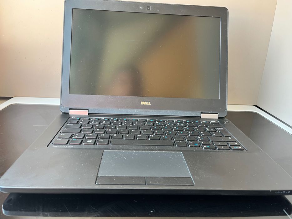 Dell Latitude 5270