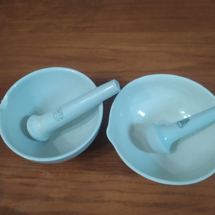 Ступка фарфоровая с пестиком РФЗ