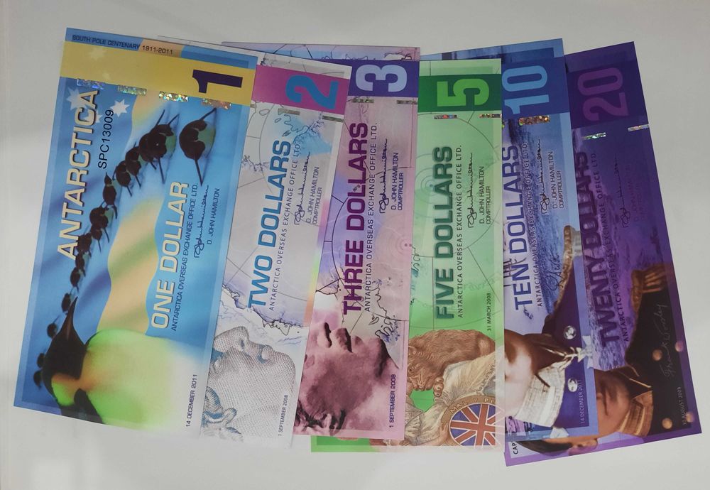 ЛОТ UNC Банкноти - Антарктида