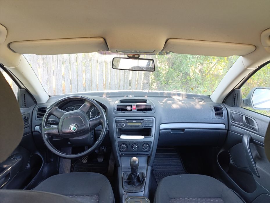 SKODA Octavia 2011 — imagine 5