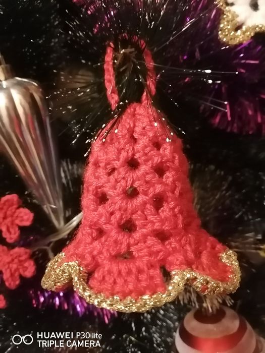 Ръчно изплетени коледни украси