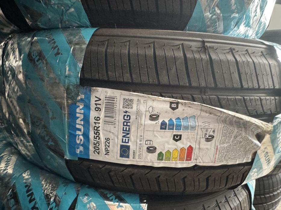 Шины новые 205/55 R16