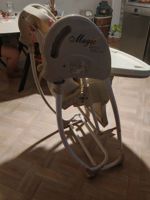 Стульчик для кормления