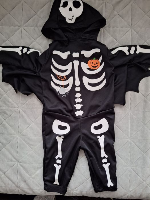 Костюм за бебе от 3 до 6 месеца / 62-68см.