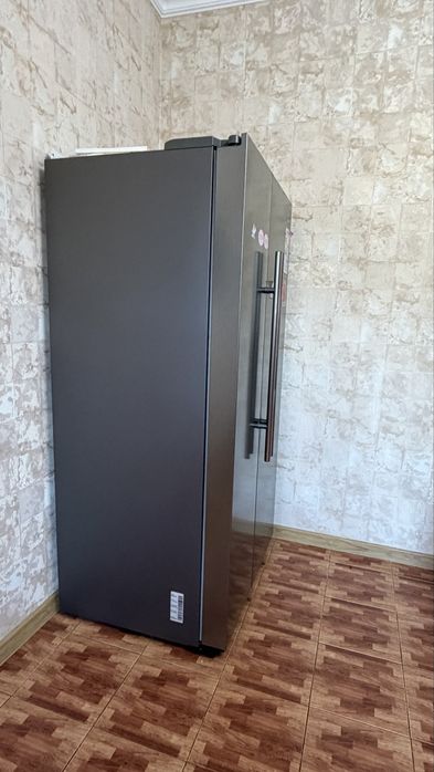 Продам холодильник Samsung Side by Side Twin Cooling Plus