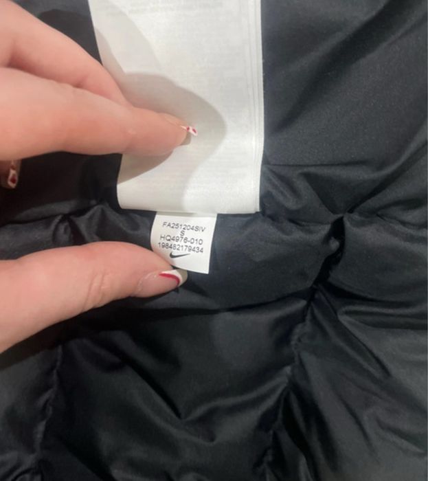 geaca nike therma fit pret negociabil