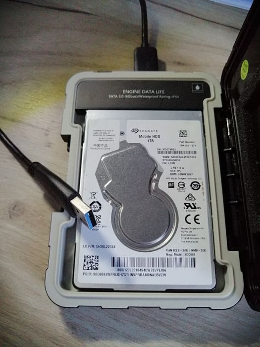 Pachet Hdd Seagate 1 TB +Rack ecter ADATA