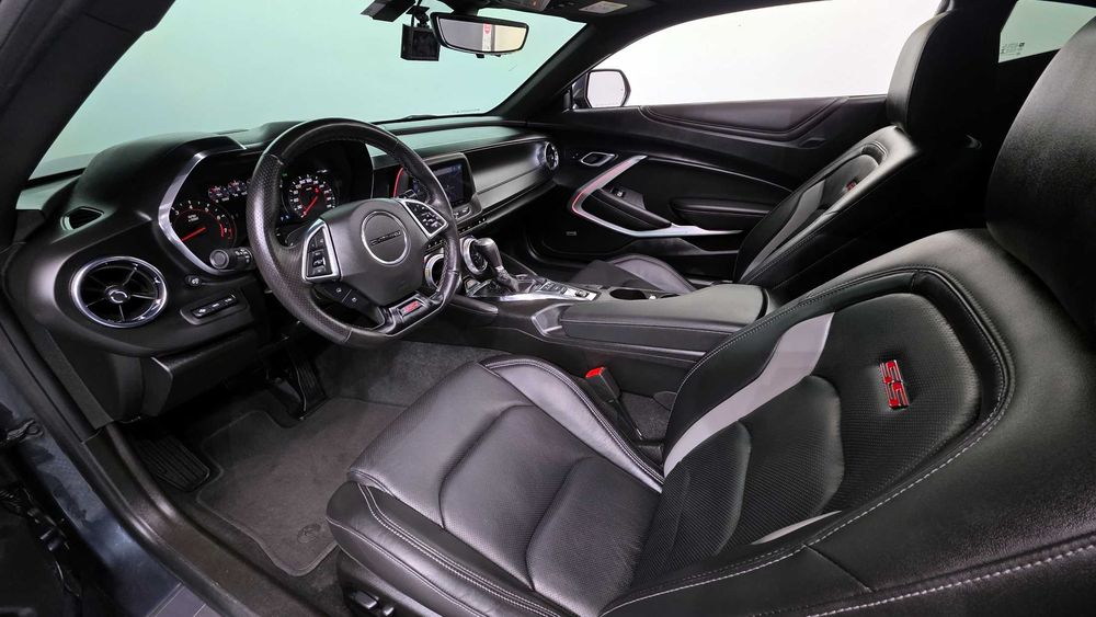 Chevrolet Camaro SS 6.2 V8