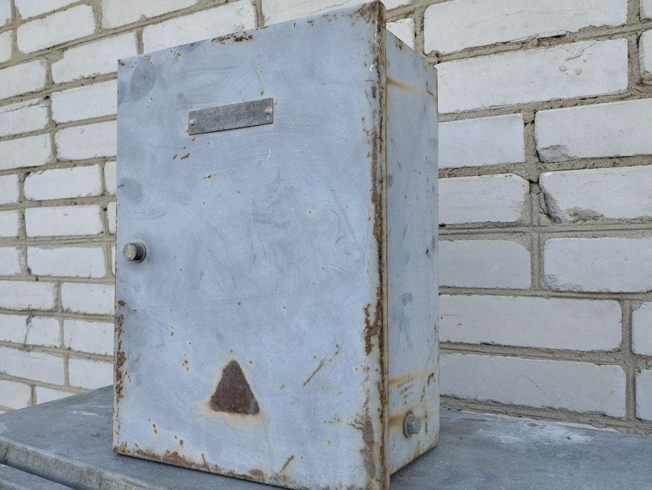 Щиток освещения б/у.