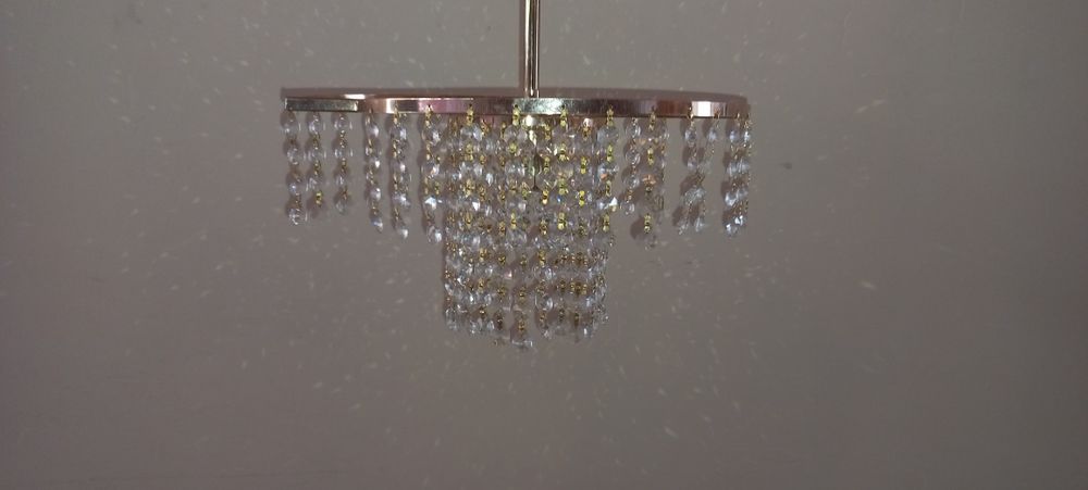 Люстра в комнату,в коридор