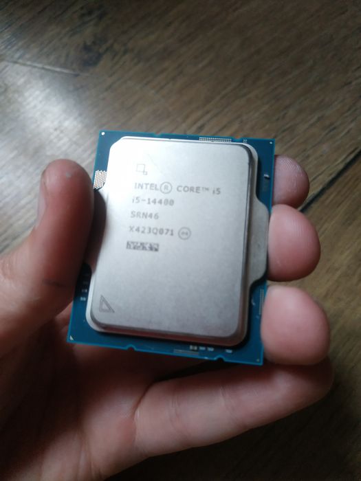 топ процессор intel core i5 14400 как x3d