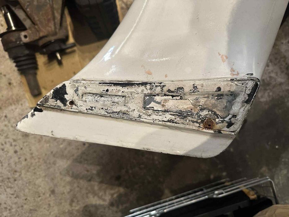 Зендър крило за е36