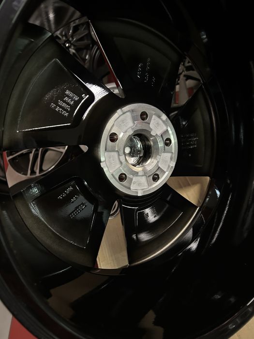 18ц 5х112 Audi Q2 VW Passаt T Roc Tiguan Touran Skoda Octavia Kodiq