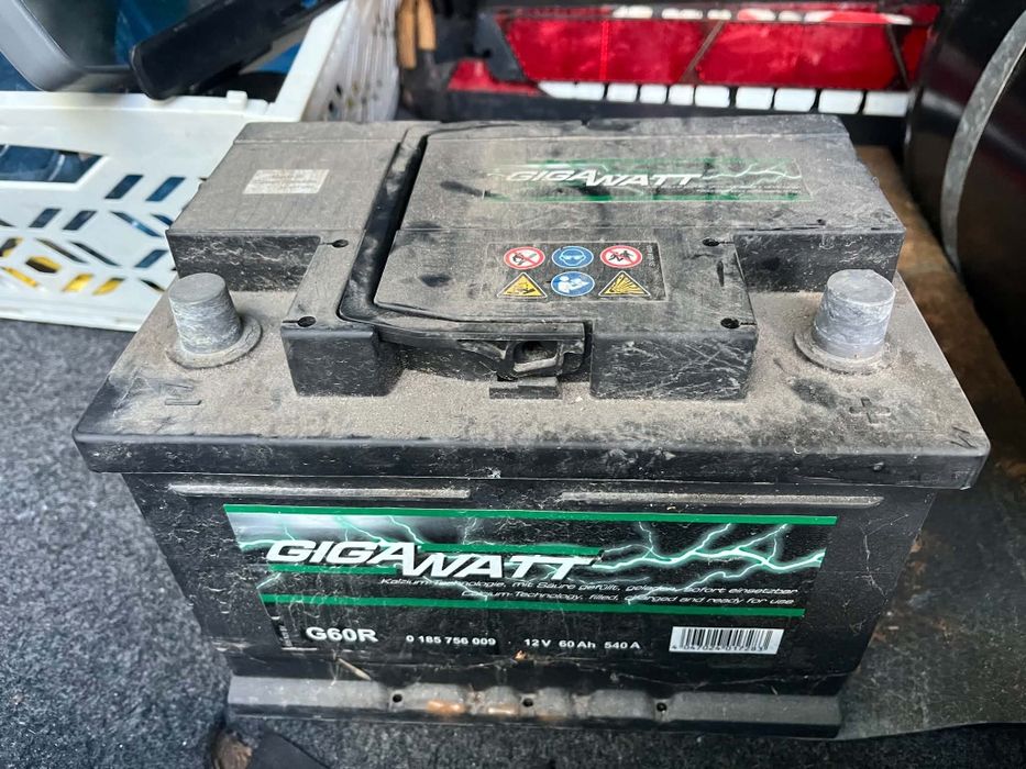 Акумулатор GIGAWATT 60 Ah