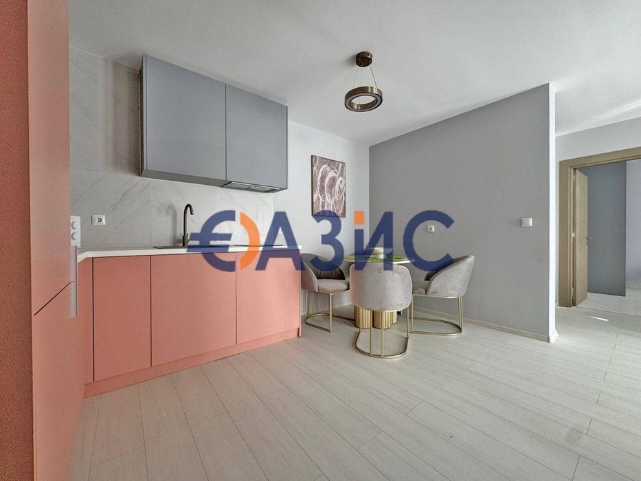 Продава се Тристаен апартамент в к.к. Слънчев бряг - 89 кв.м за 957 €/кв.м - Снимка #7