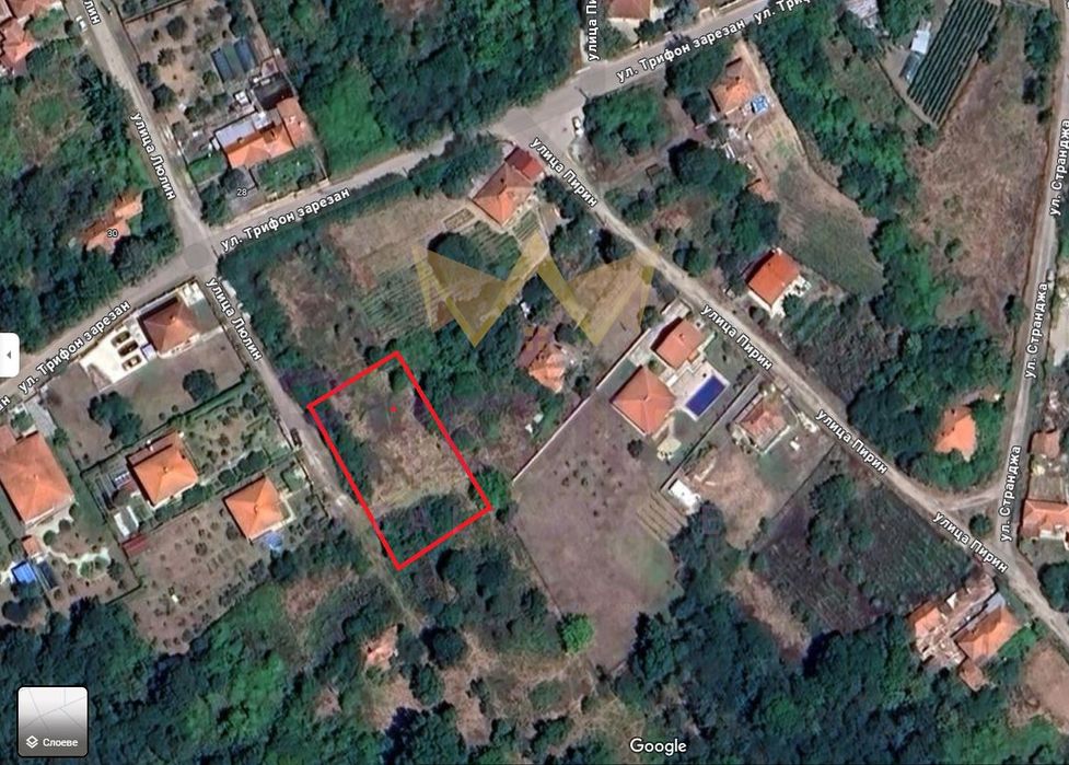 Парцел в Варна, област-с.Горен чифлик площ 1700 цена 23000