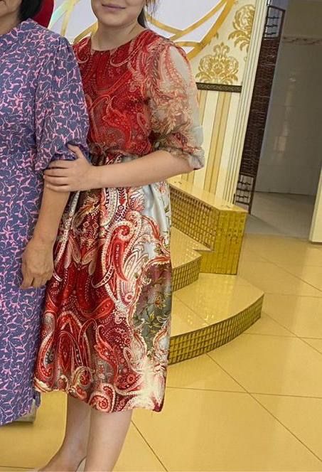 Платье женское б/у