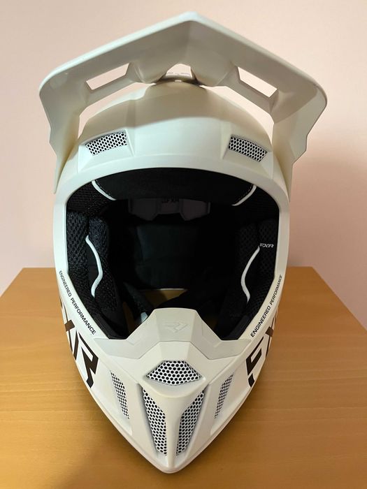 Каска за Мотокрос FXR Clutch Evo