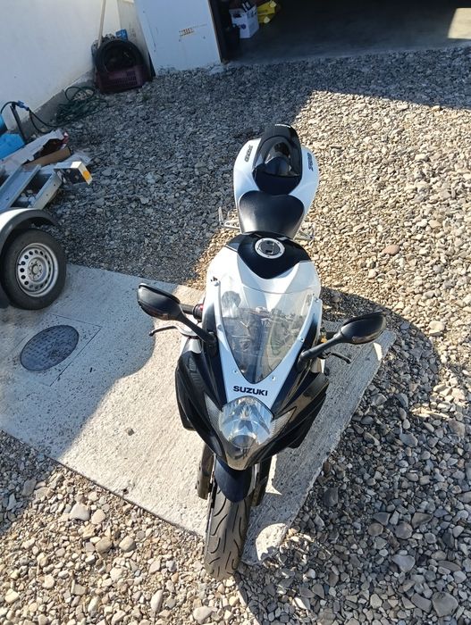Suzuki GSX-R 750 K7