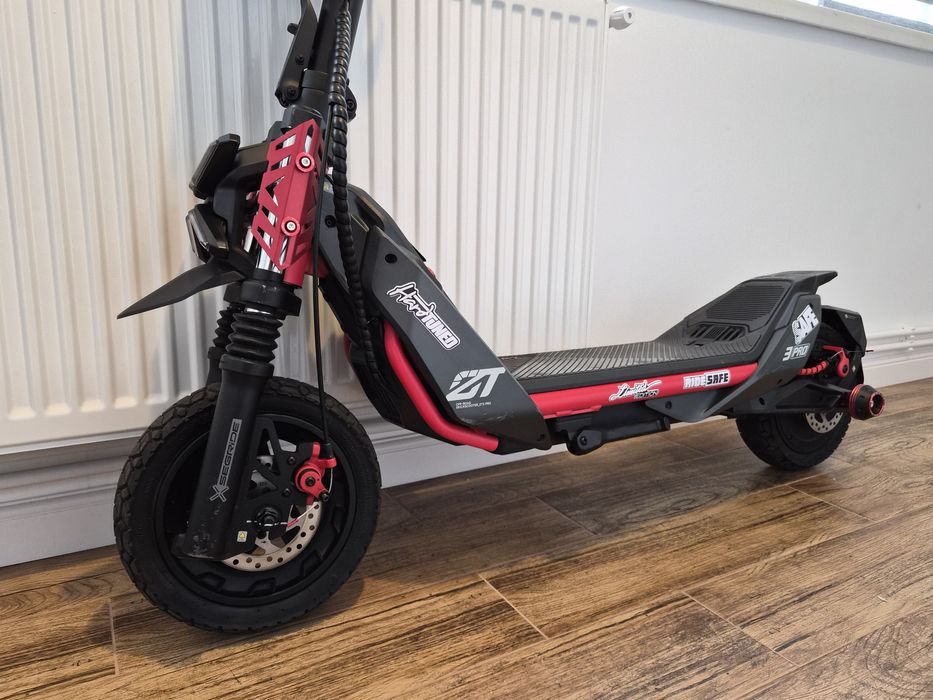 Trotineta electrica Segway ZT3 PRO