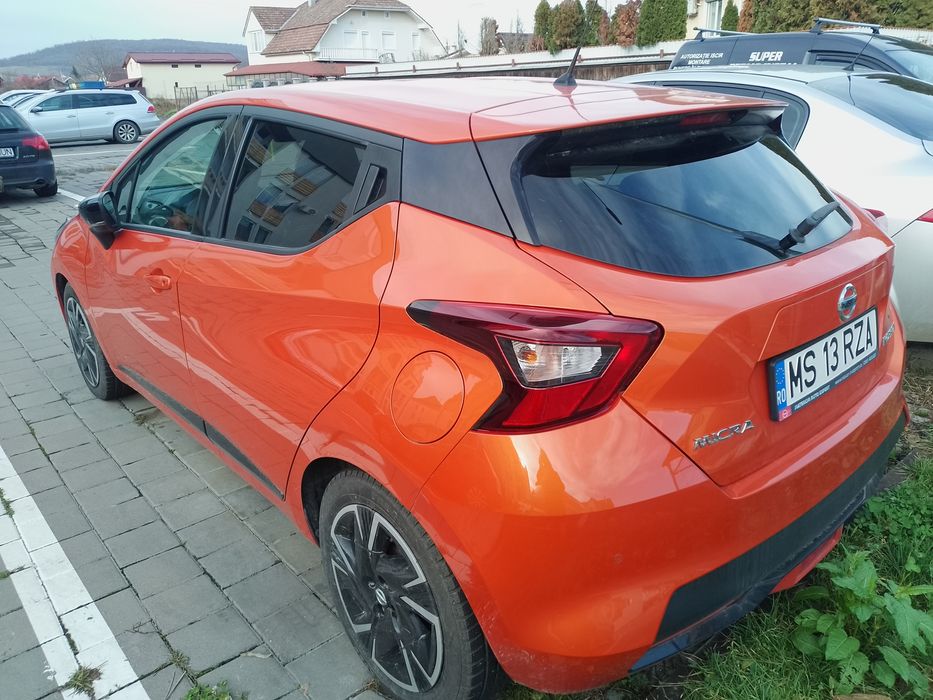 Vând Nissan Micra