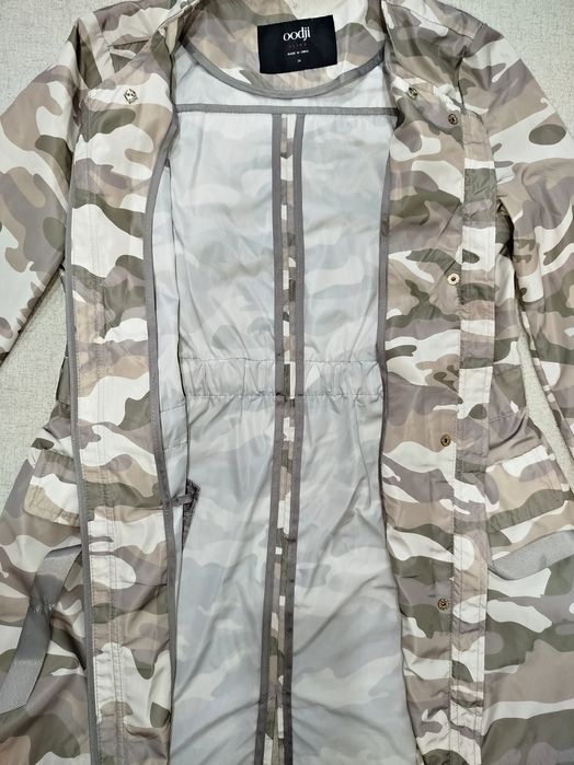 Плащ на девочку. Продам