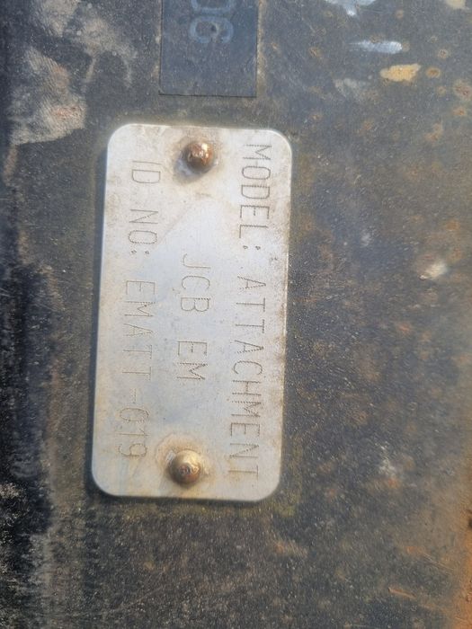 Cupa jcb multifuctionala 409