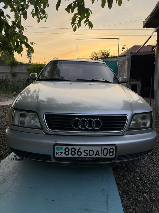 Audi c4, в рабочем  состояни , из одних рук,