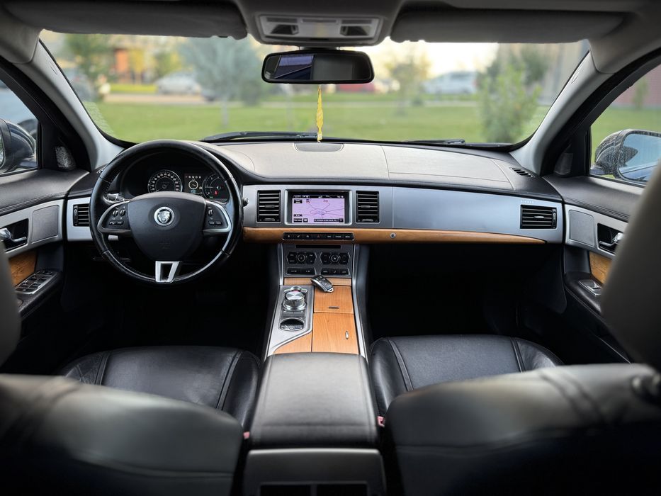 JAGUAR XF 2013 — imagine 5