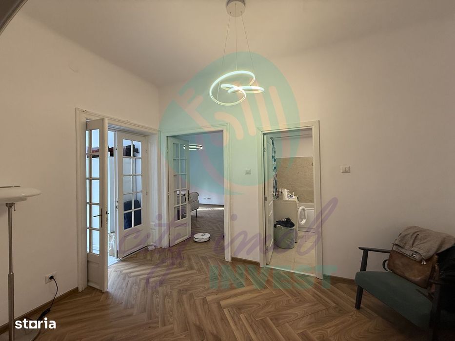 Apartament cochet vila edificata in perioada interbelica