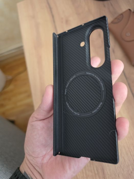 Husă Spigen Samsung Z fold 8 ultra
