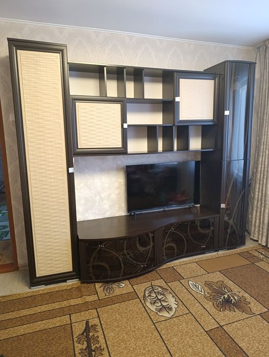 Продам стенку...