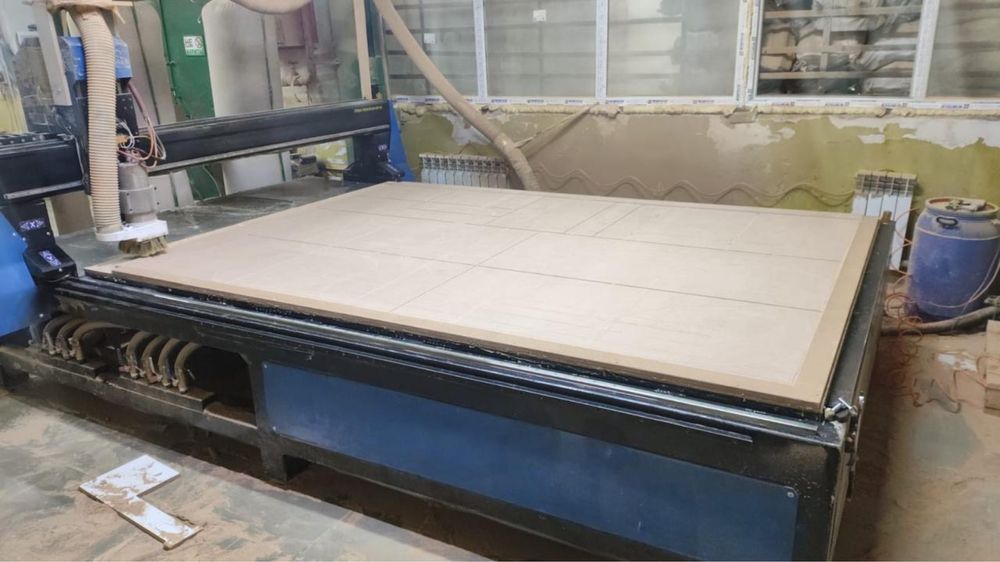 Станок фрезерно-гравировальный с ЧПУ