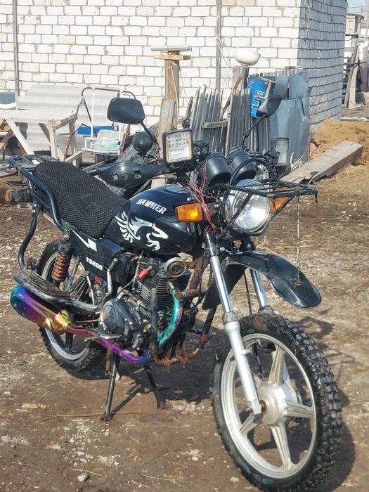 Продам мотоцикл 200кубов Yaqi