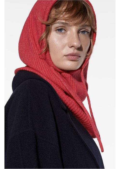 Головной убор от Oysho