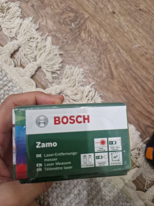 Лазерный дальномер Bosch Zamo