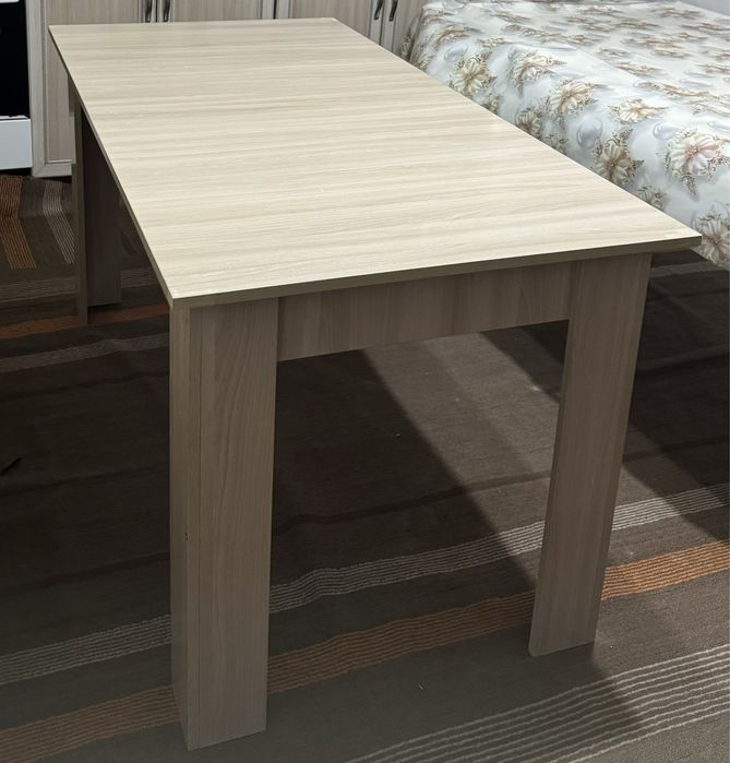 Кухонный стол 25000 тг