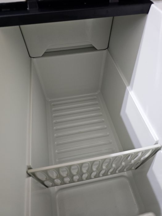 Frigider auto Dometic 12/24v 36litri cu compresor si freon r134a