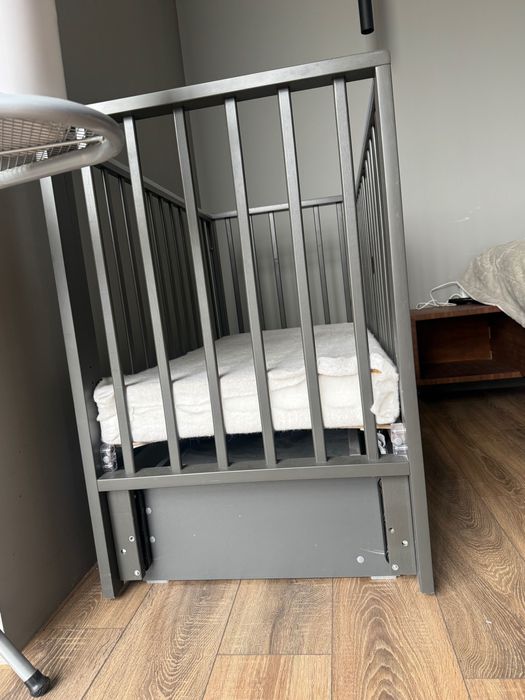 Продажи детскую кровать