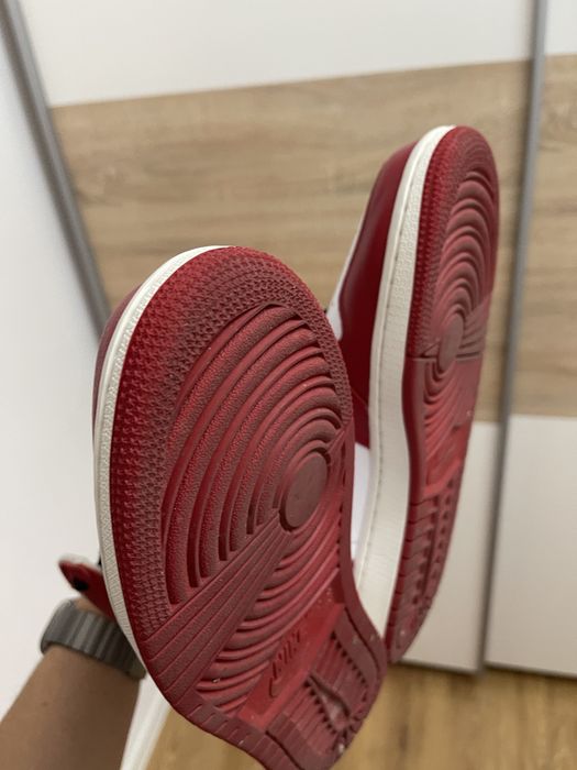 Nike Air Jordan 1 Retro OG - 43 - Newstalgia Chicago