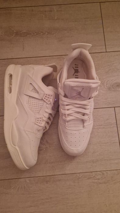 Jordan 4 retro full white