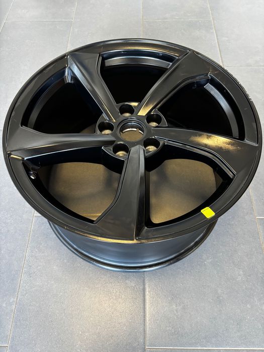 Vand Janta originala 19” Tesla Y Juniper, OEM