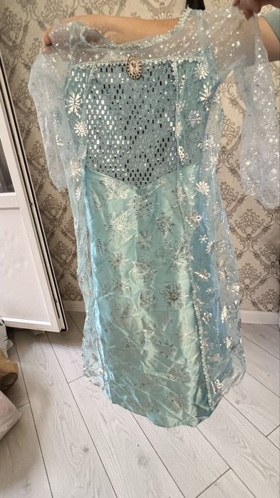 Детская обувь и одежда