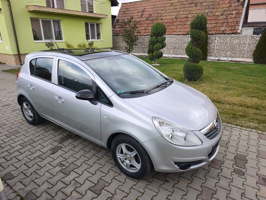 Opel Corsa 1.2 benzină